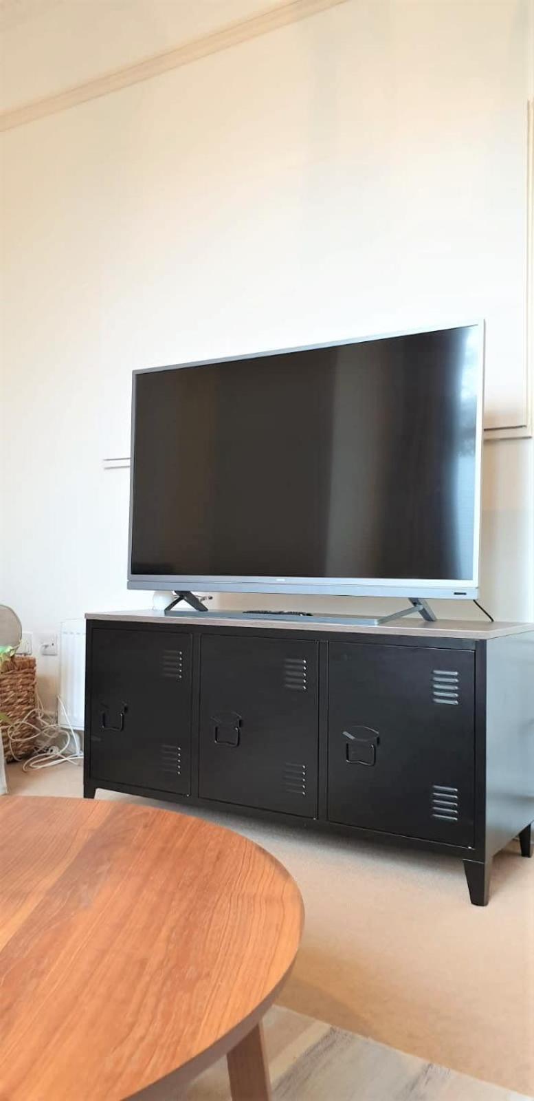 Cosy Garden Flat With Parking In Ealing Broadway * Londra